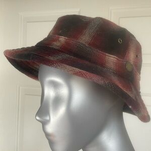 Woolrich Red/burgundy Plaid Wool Blend Bucket Cap Made in USA Size Large